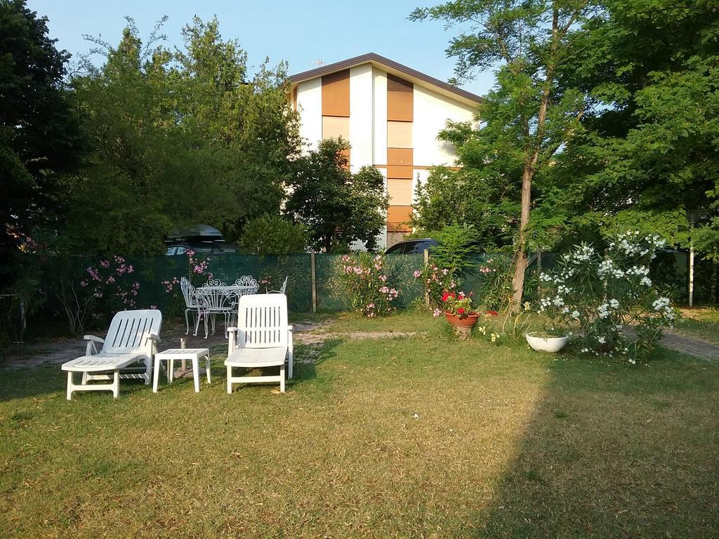 Casa Marialuigia - Appartamenti Solo Per Famiglie リド・ディ・イエゾロ エクステリア 写真